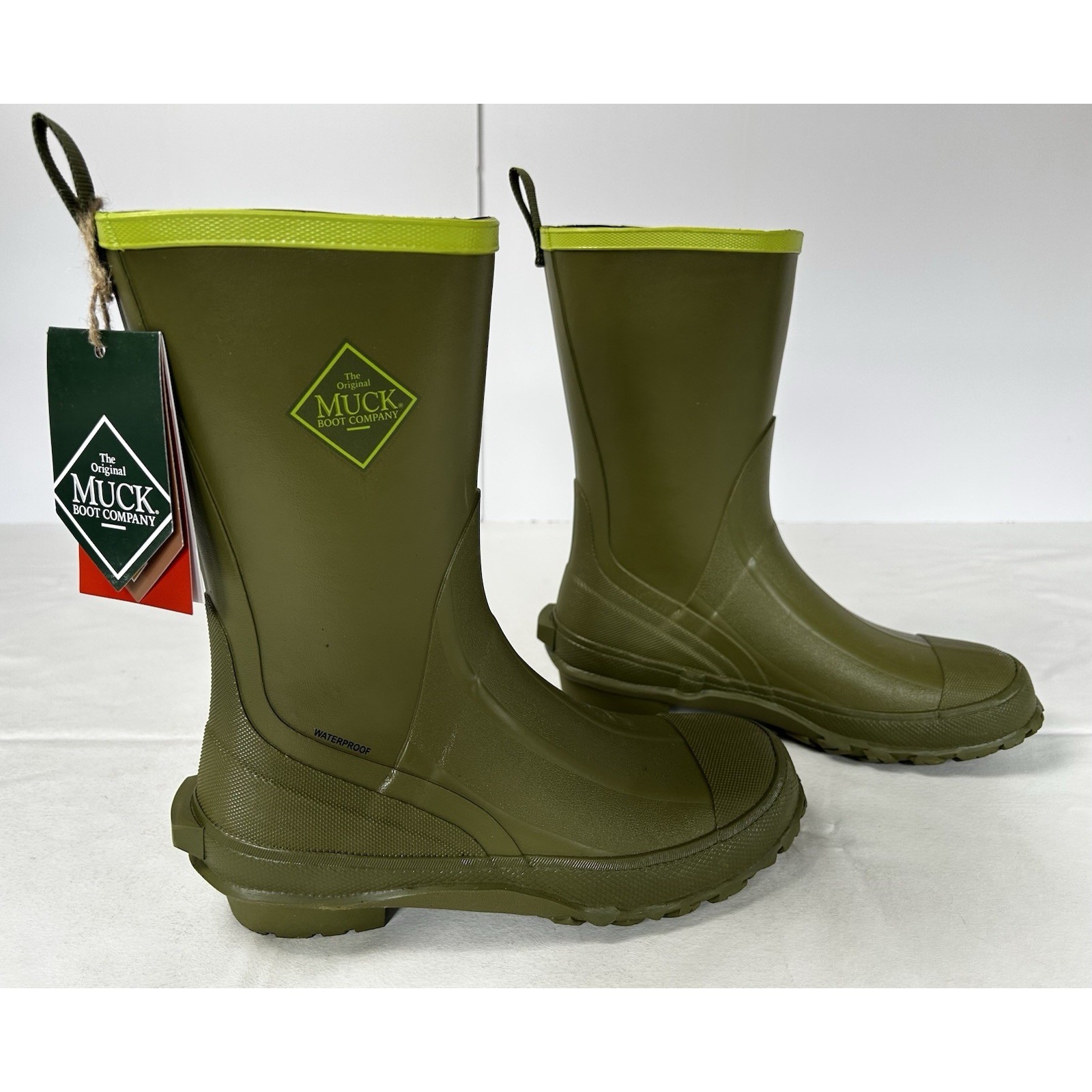 Nwt Muck Boot Company Mens Harvester Capulet OliveLime Green Mid Rubber Boots